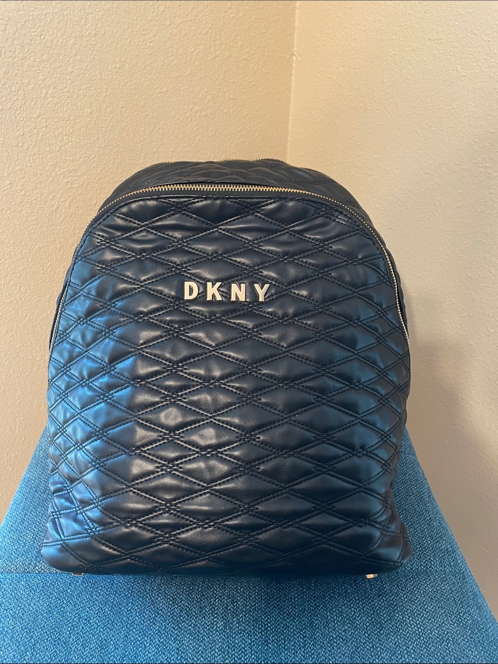 DKNY backpack quilted black travel